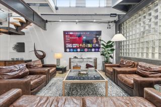 Luxury 5BR Mass Ave Retreat w Gym & Sauna - 5