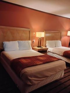 Gated 4 Double Beds 2 Bath Apt 132 - 0