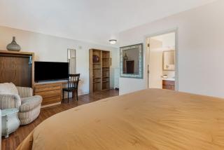 Amazing View - Downtown Bend Condo Near River - 1