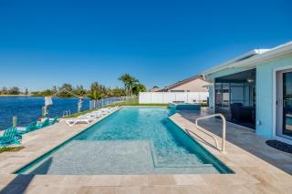 SeaGlass Lakefront Home - 9