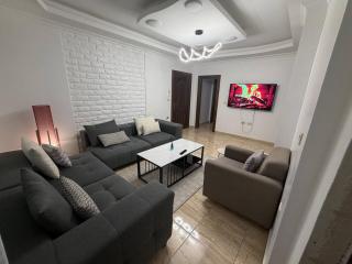 3 bedroom cozy apartment prime location in Irbid - 5