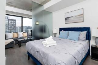 Stylish Retreat 1BR Condo w Patio Chic Downtown - 6