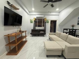 Modern Cascade 1-Bdrm - 1