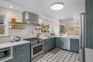 3 BR Loyal Heights Charmer Patio and Lawn - 9