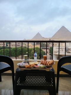 Queen Nefertiti -Pyramids view - 2