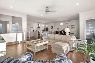 Palm House Carrickalinga - 3