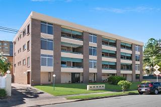Maybury Unit 1 - Gold Coast - 9