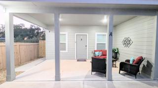 Near Rosenberg & Needville Sleeps 8 Pets Welcome - 9