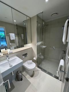 Wyndel Two Bedroom Courtyard Apartment - 7