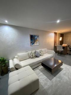 Residence Carlton House2 STUDIOS - 4