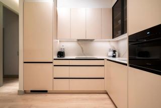 R14 –Deluxe Style Trendiest location in Malasaña - 6