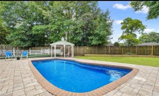 Family & dog-friendly house w pool & entertainment galore! Halfway to Downtown Savannah and Tybee Beach - 1