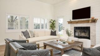 The Riesling Retreat by AvantStay Estate w Pool HotTub Putting Green Pickle Ball Court - Glenoak Hills - 7