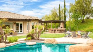 Secluded Estate Exclusive Views of Wine Country Private Home Theater Twilight Vines by AvantStay - 9