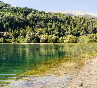 Domos El Aura - Parque Nacional Los Alerces - Lago Futalaufquen - 2