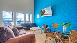 Boat Dock Pool Private Fishing Village Roseate Spoonbill by AvantStay - 4