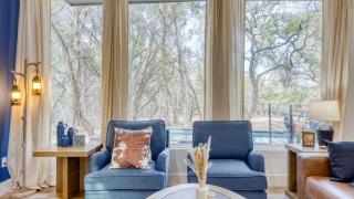 Pool Hot Tub Game Room Fire Pit Luxe Private 4BDR Maverick by AvantStay - 2