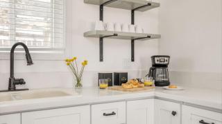 Boho Joshua Tree Escape w Firepit Courtyard Epic Views Asteroid by AvantStay - 1