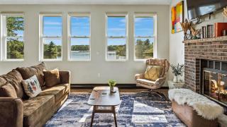 Strawberry Shores by AvantStay Lakefront Private Beach - 3