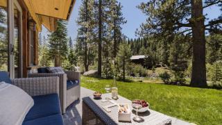 Hunter by AvantStay Award-Winning Riverfront Cabin 5 Minutes from Palisades - 4