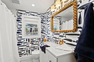 Cozy Luxury Cape Cod Villa- 5 min to Beach! - 2