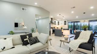 Calypso by AvantStay Entertainer’s Paradise Pool Hot Tub Putting Green - Indio - 3