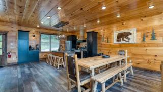 Duval by AvantStay 10min to DT Pigeon Forge w Indoor Pool Hot Tub Amazing Views - 2