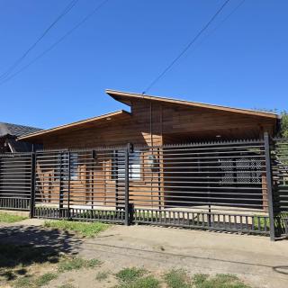 Casa a pasos del centro de Purén - 1