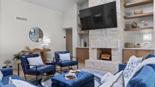 El Dorado by AvantStay Luxe 4BR w Pool Putting Green Fireplace near Kierland - 5