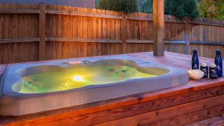Old Mill Getaway by AvantStay - Bend - 9
