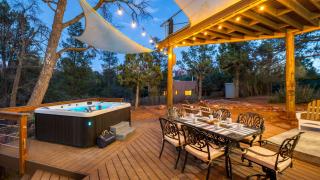 Pool Table Hot Tub Scenic Views Cathedral View by Avantstay - 8