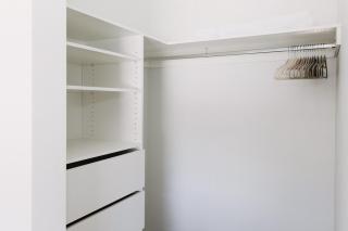 King Bed, 3 Beds, 2 bath, Sleeps 6 - 2