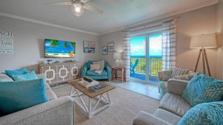 Awesome Beachfront by AvantStay - 8