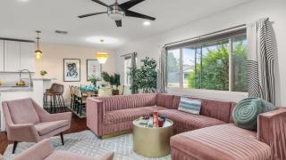 Scottsdale Retreat w Private Pool Outdoor Dining Close to Old Town Fun Casa Cambridge by AvantStay - 8