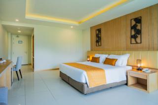 The Par Phuket Hotel - 4