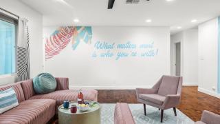 Scottsdale Retreat w Private Pool Outdoor Dining Close to Old Town Fun Casa Cambridge by AvantStay - 5