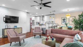 Scottsdale Retreat w Private Pool Outdoor Dining Close to Old Town Fun Casa Cambridge by AvantStay - 2