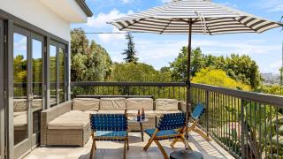 6BDR Modern Oasis w Game Room Outdoor Living Views Edendale by AvantStay - 6