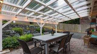 Cottage By The Bay by AvantStay 0.5mi to Beach - 9