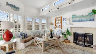 Shoreline Villa by AvantStay Steps to the Beach Bay Pier - 7