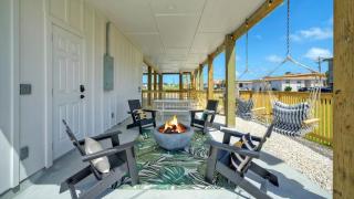 Sleeps 24 2 Homes Walk to the Beach Private Pools Fire Pit Modern Design - 8