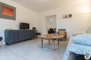 Le cerisier - chateau des varennes - 1