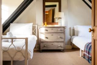 Beautiful Home in the Heart of Winchcombe - 4