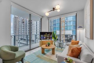 2BR Corner Suite MIA Wrap Balcony Rooftop Pool - 7