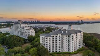 2 Resort Studios by AvantStay Sleeps 8 Pool Shuttle Tennis Near Baytowne Beach - 0