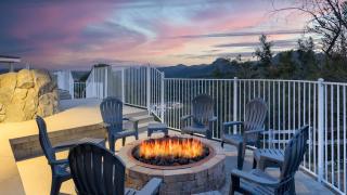 Pool Views Hot Tub Fire Pit Arcade Vista Clara by AvantStay - 8