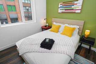 Stylish 4BR South Loop Stay Near McCormick Plaza - 8