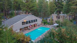Near Ski Beach Hiking Trails Clubhouse Pool Hot Tub Access Juanita Blue by AvantStay - 8