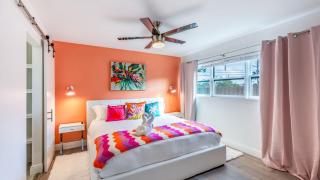 Pool Hot Tub Putting Green near Deerfield Beach Oasis on Fourth by AvantStay - 5