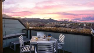 Rooftop Deck w Hot Tub Near Dining Ski Slopes The Lookout by AvantStay - 8